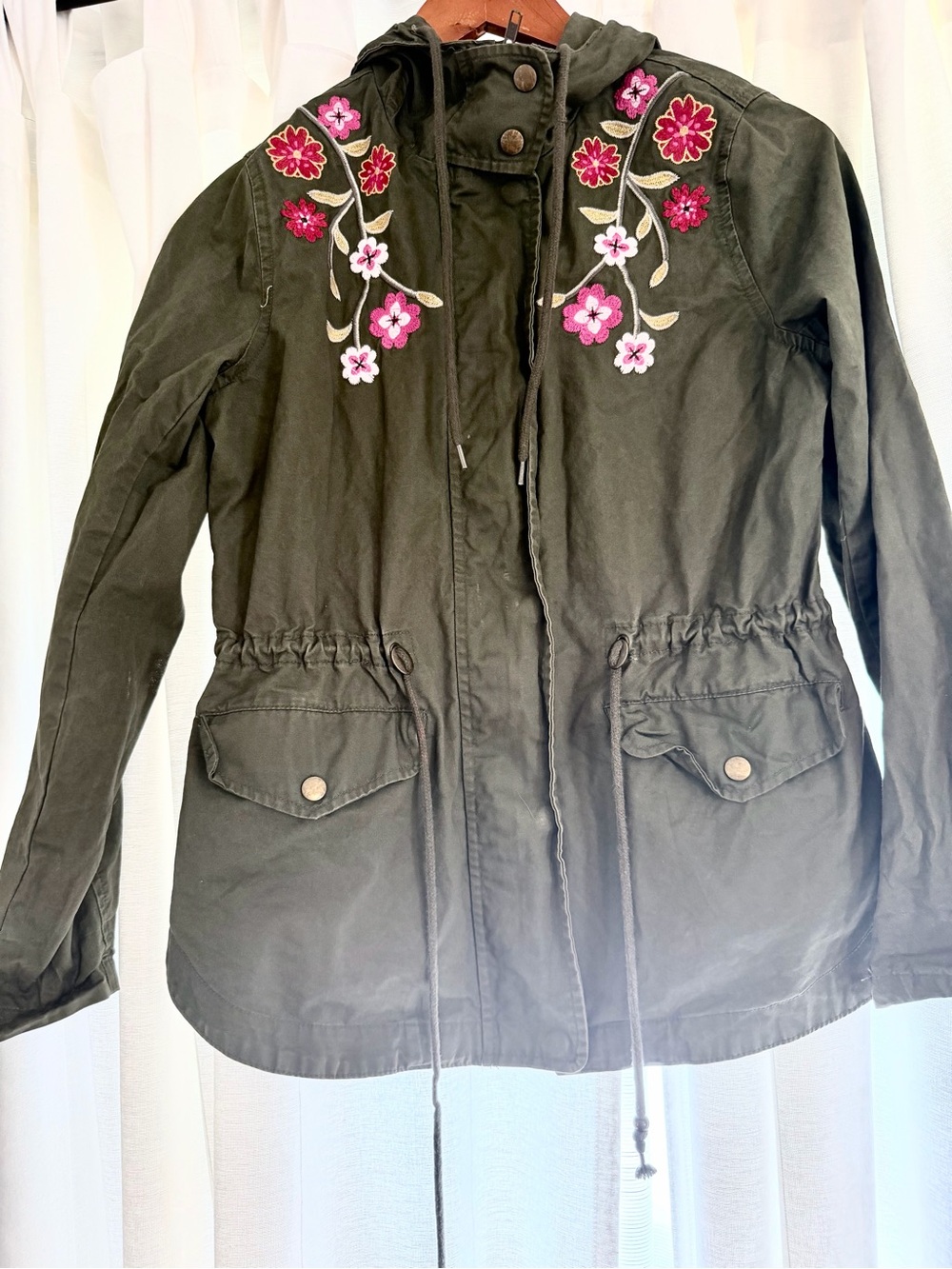 Xhilaration Olive 100% Cotton Hooded Utility Jacket with Floral Embroidery